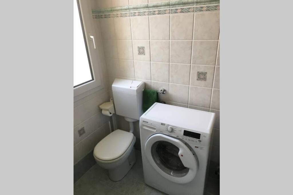 La Casa Di Lory Apartment Брунате Екстериор снимка