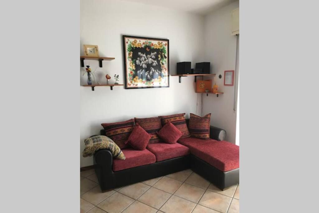 La Casa Di Lory Apartment Брунате Екстериор снимка